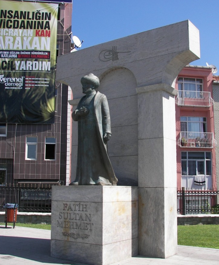 Estatua Fatih Edirnekapi