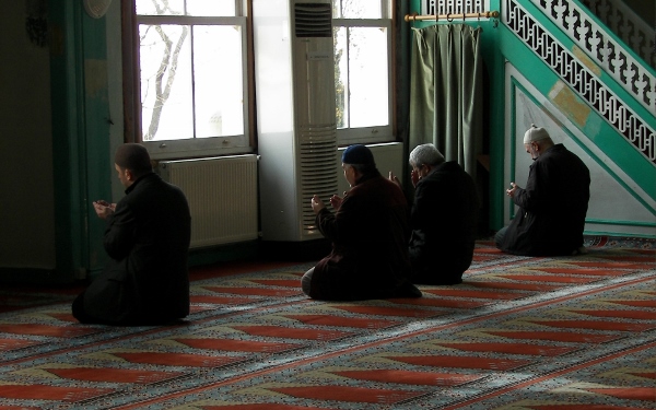 Fieles Mezquita Estambul