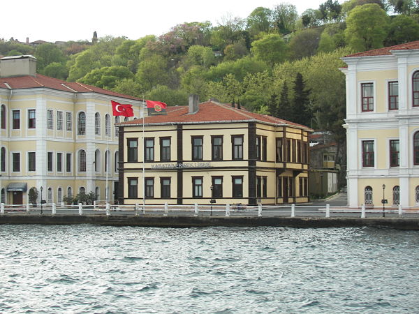 Liceo kabatas Estambul