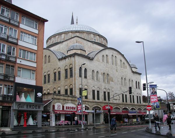 Mezquita de Söğütlüçeşme Estambul