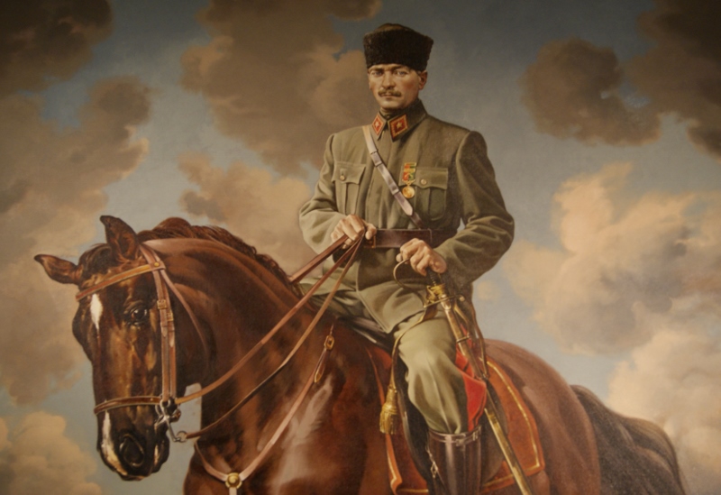 Atatürk a caballo