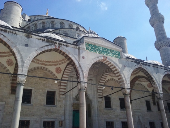 Entrada a la mezquita Azul