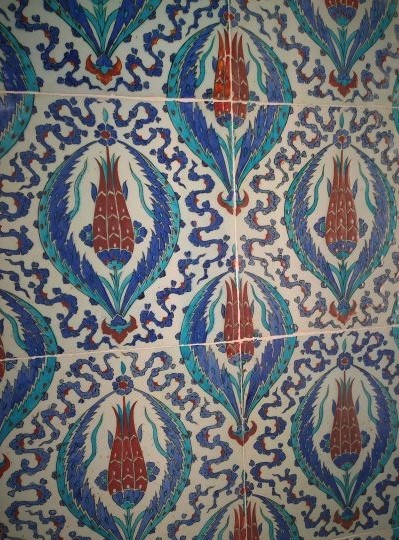 Detalle de azulejos de Iznik en el interior de la Mezquita de Rüstem Paşa.