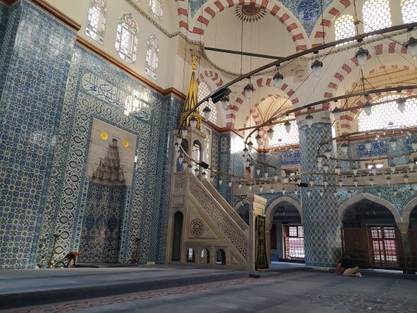 Rüstem Paşa: la mezquita de los&nbsp;azulejos